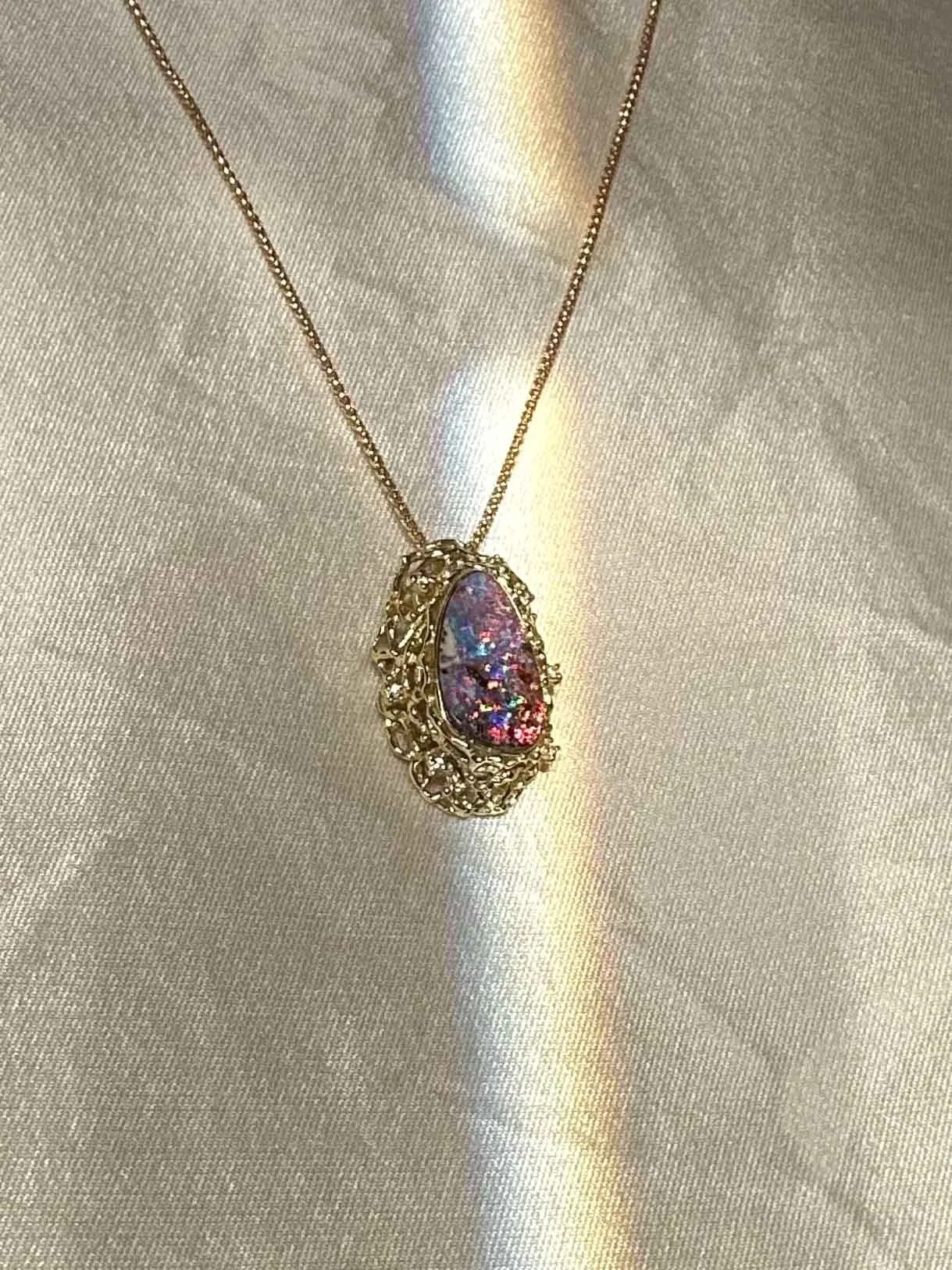 Australian Boulder Opal and Diamond Pendant with Chain 18K Gold 10.38g V1125