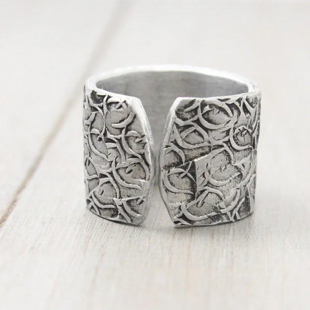 Chi Omega Floral Texture Ring