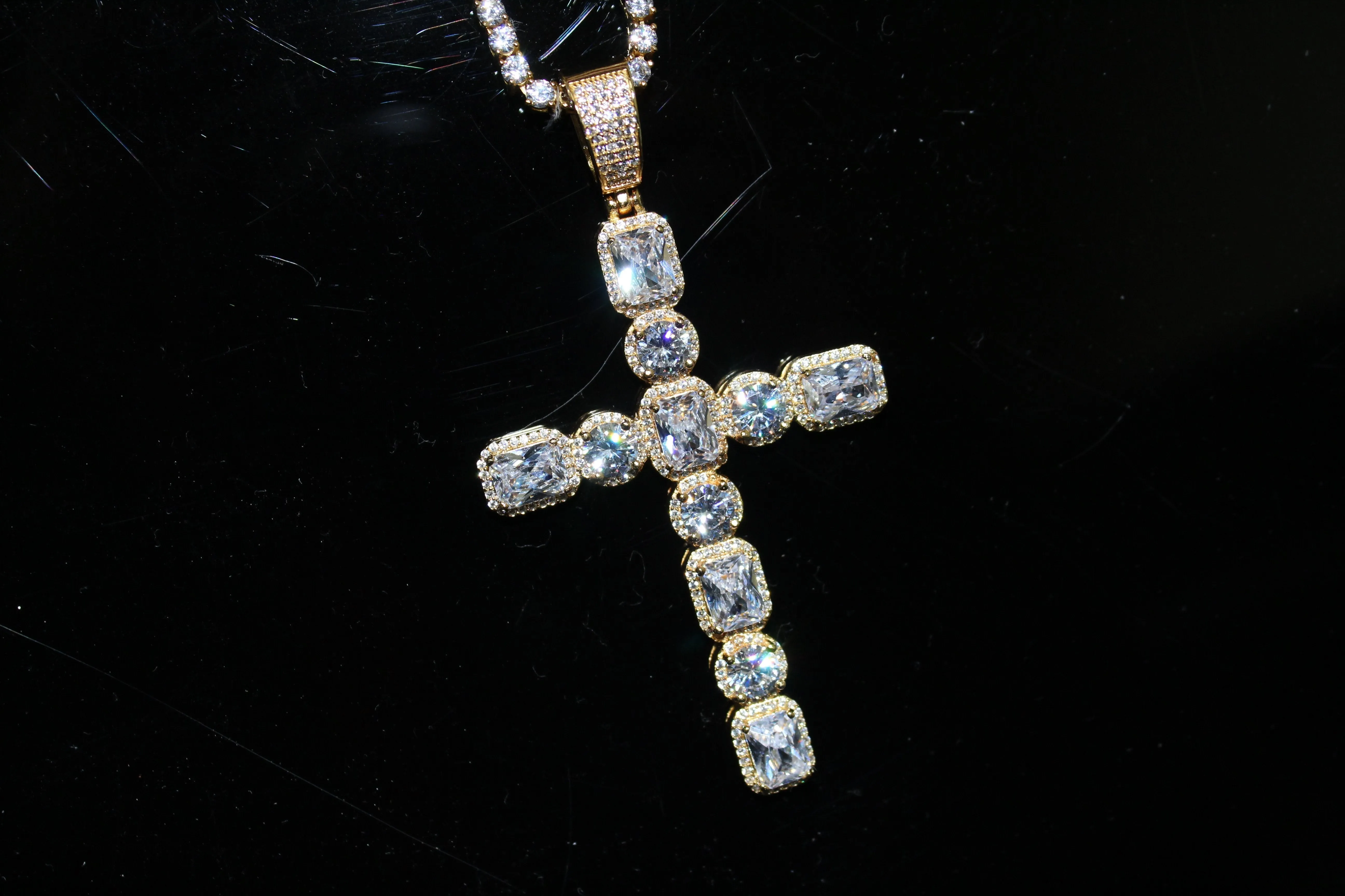 Emerald Cut Round Cut Bling Bling Gold Cross