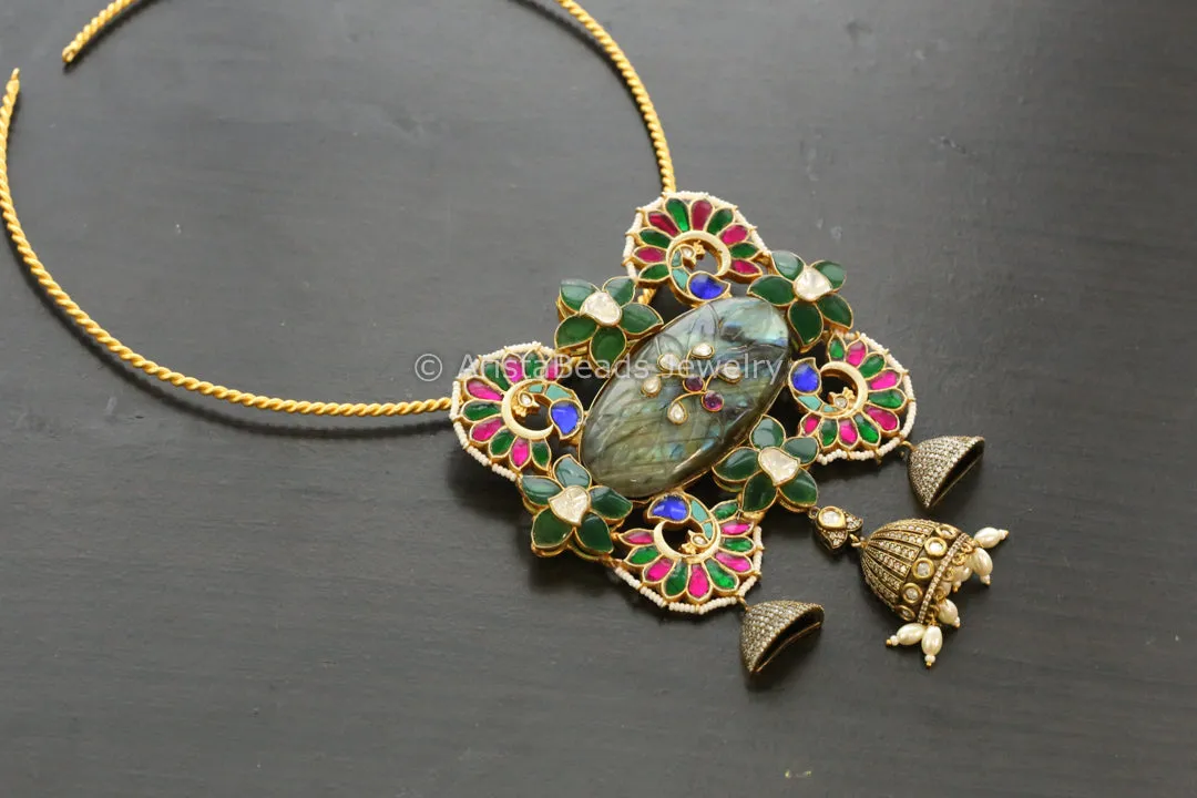 Handmade Jadau Kundan Pendant Hasli Ncklace - Style 1