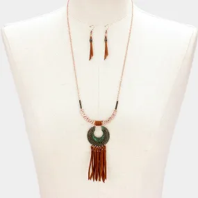 iLLASPARKZ Faux suede fringe & double horn drop necklace