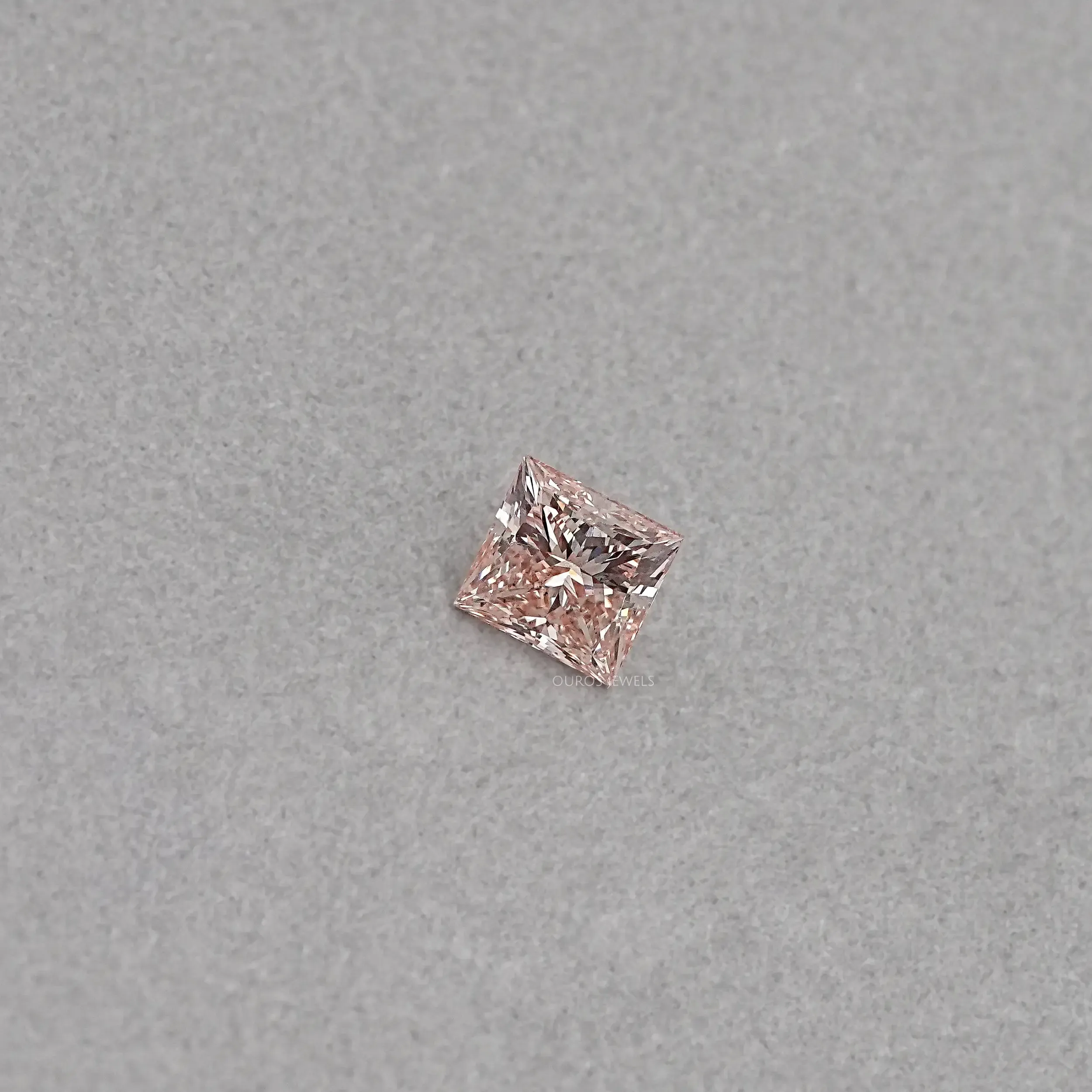 Lab Grown Princess Cut Diamond - IGI Certified