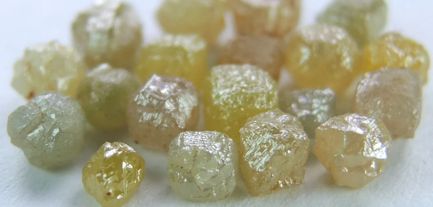 Natural Loose Diamond Rough Mix Colour I3 Clarity 2.50 to 4.00 MM 2.00 Ct Q86