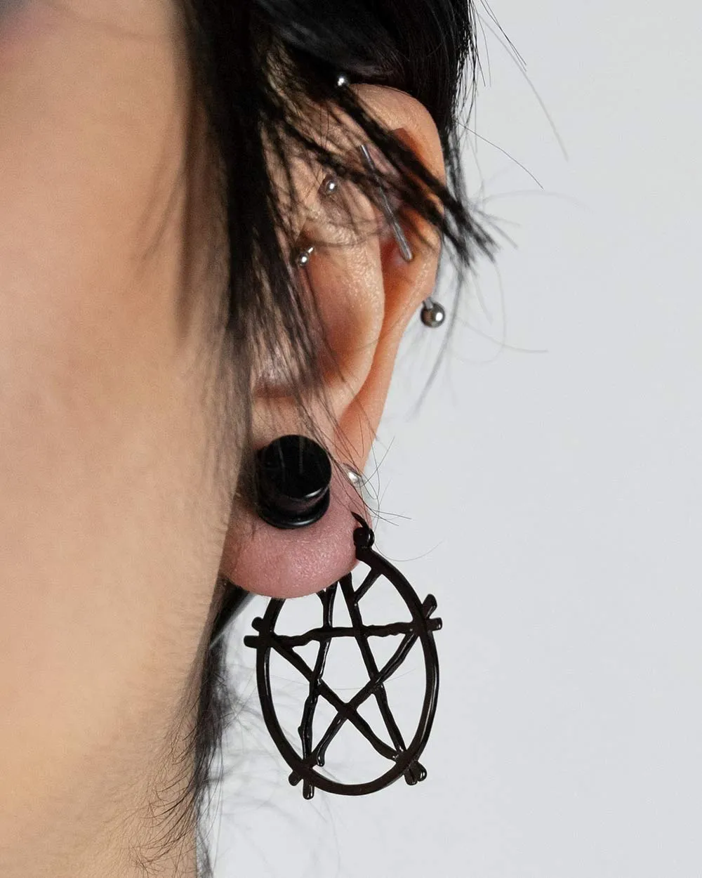 Pentagram Hoops Large Black S/Steel Earrings