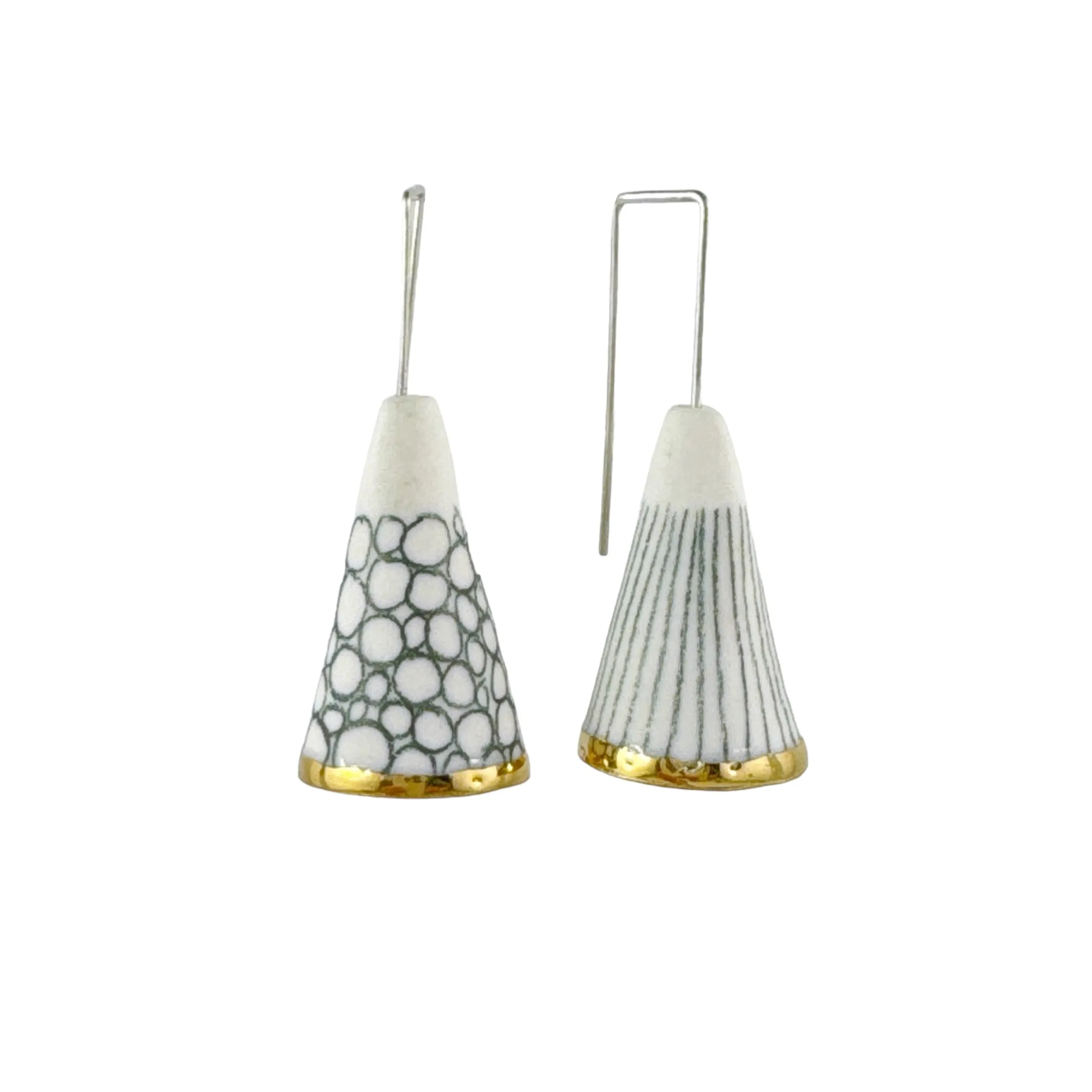 Porcelain Peak White Earrings - Pilar Rojas