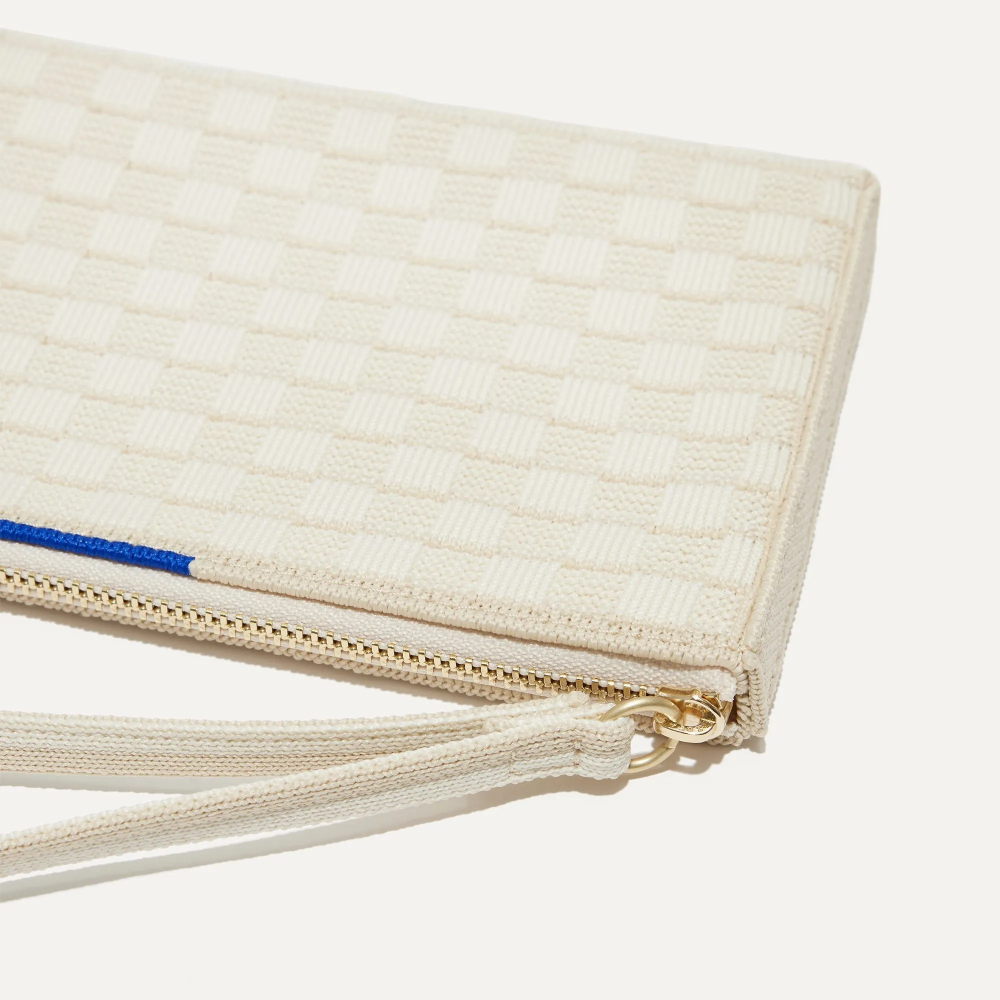 The Wallet Wristlet in Vanilla Basketweave